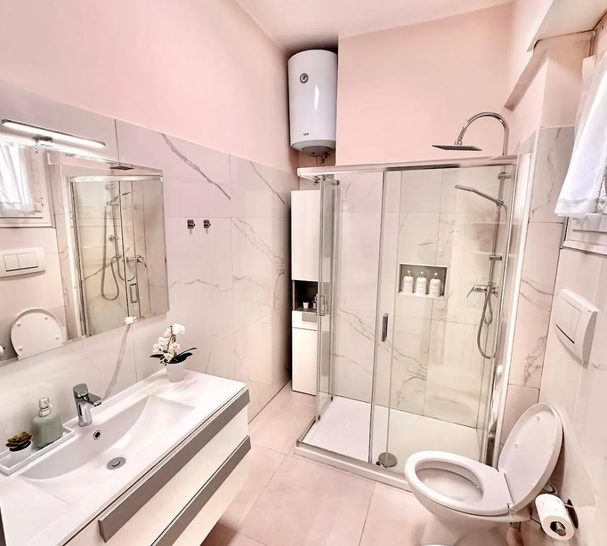 Casa Velarde With Terrace Apartment Rome